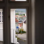 Authentic Charm In Famous Neighborhood Apartman Bergen