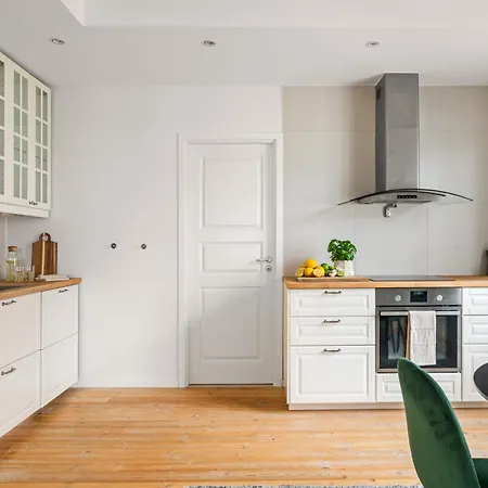 Authentic Charm In Famous Neighborhood Апартаменты *