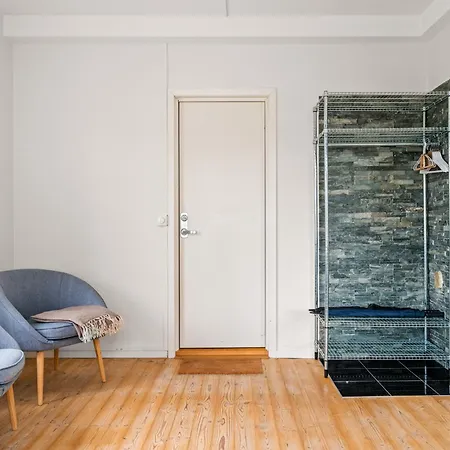 Апартаменты Authentic Charm In Famous Neighborhood *